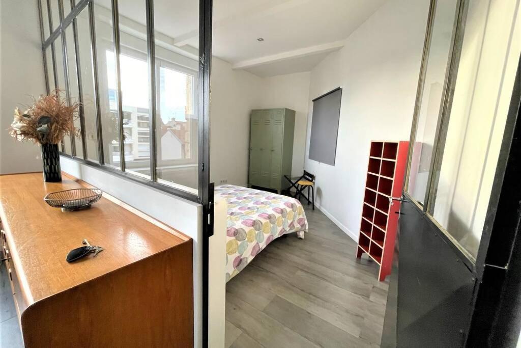 Superbe Loft 100M2 Proche Cathedrale Avec Parking Apartment Reims Exterior photo